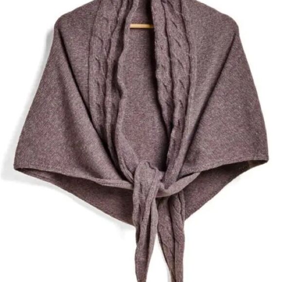 Free People Womens Cable Knit Triangle Scarf Grey OS NWOT inked tag. - Picture 3 of 8